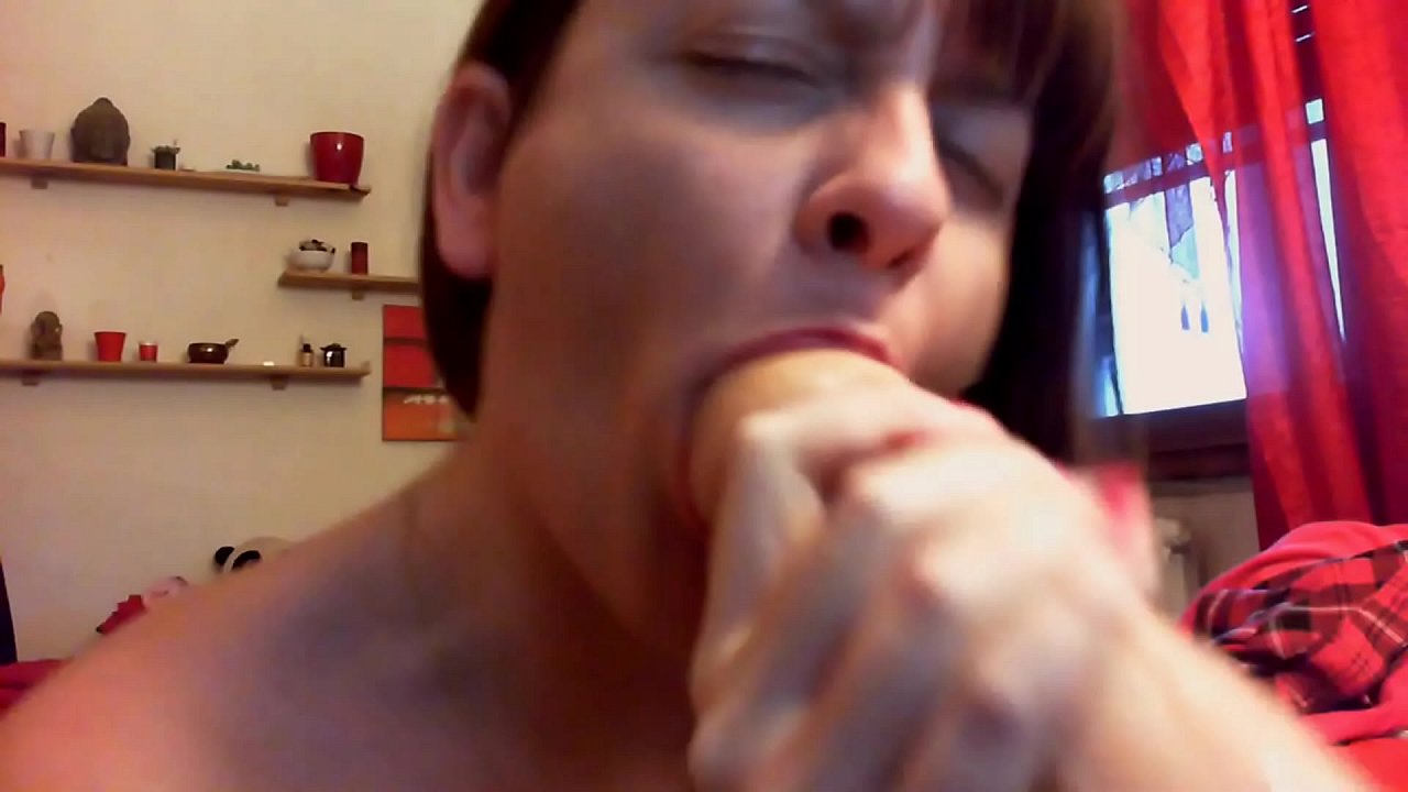 Grande orgasmo para a sua irmã suja, abra a boca e beba tudo